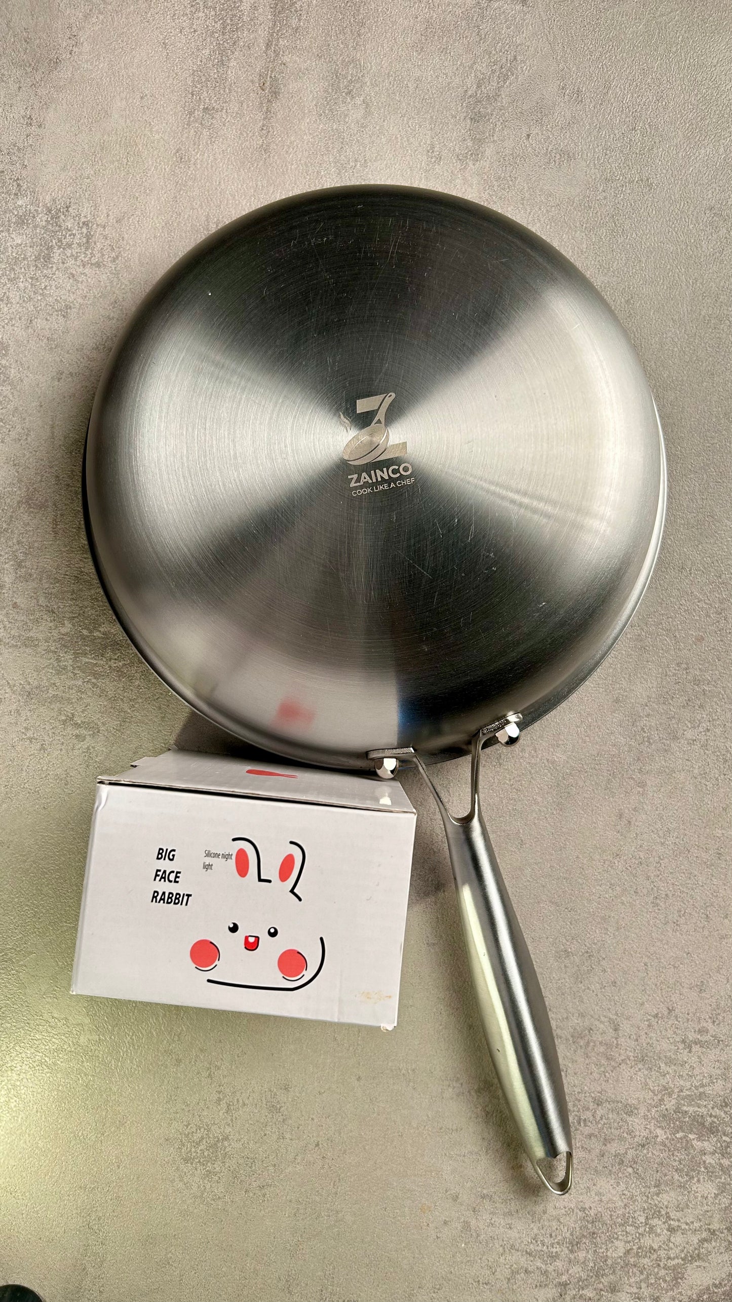 Zainco 28cm Tri-Ply Stainless Steel Pan with Free Light Rabbit Gift